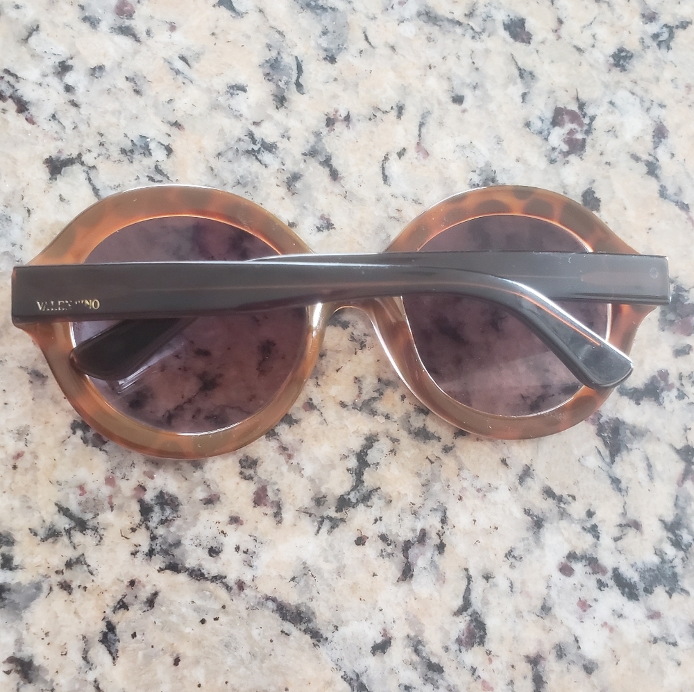 Valentino rockstud sunglasses - Picture 2 of 4